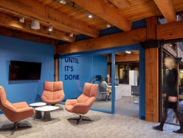 2020050557238677-370x278